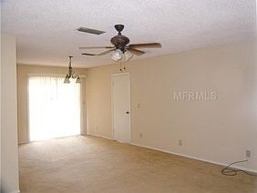 3rd image of 410 Lakeshore Ave