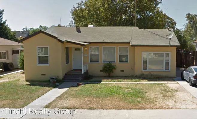 1855 Cedar Ave photo 1