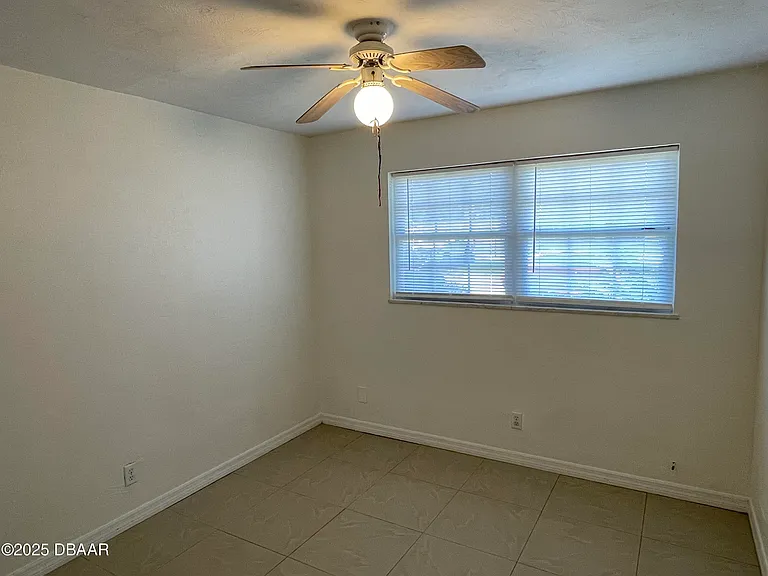 135 Nautical Dr — Photo 15