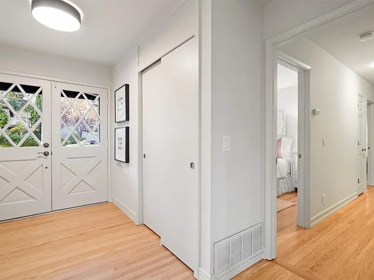 3811 Farm Hill Blvd — Photo 3