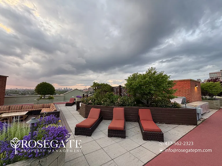 801 King St W #514 — Photo 21