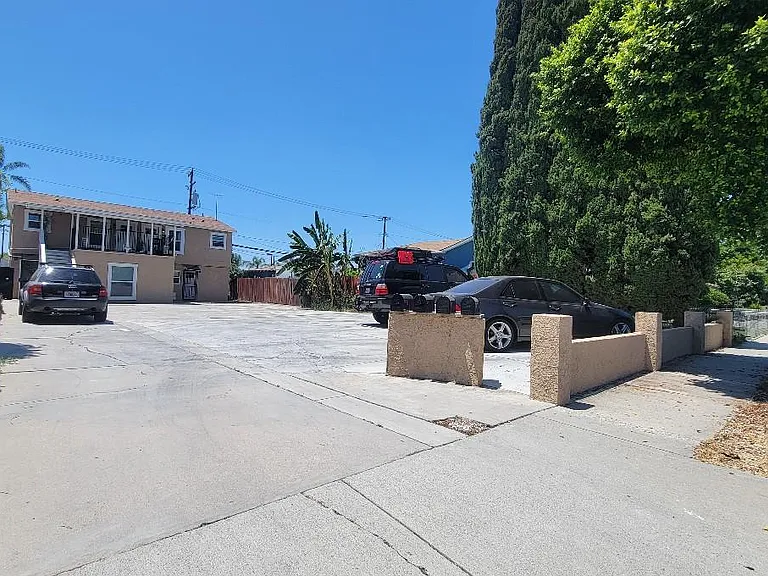 704 E Erna Ave #3 — Photo 11