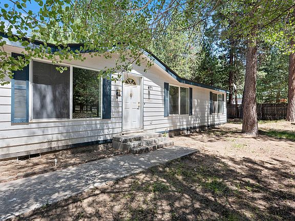 4th image of 15660 Woodgreen Ct
