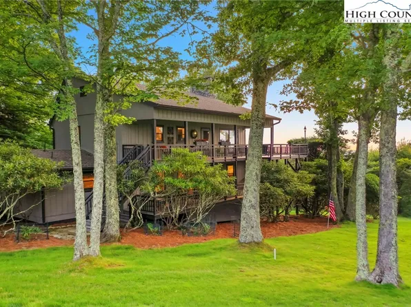 222 & 224 Pine Ridge Road, Beech Mountain, NC 28604