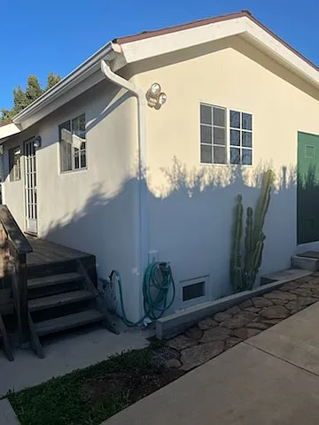 1218 Blanchard St — Photo 3