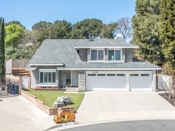 8261 Bent Tree Ln, Riverside, CA 92509