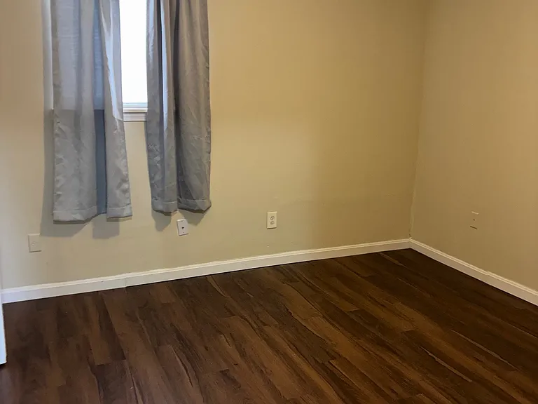 134 Main St — Photo 16