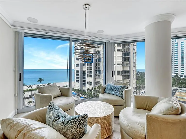 4041 Gulf Shore Blvd N #703 — Photo 7