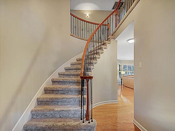 4th image of 12120 Aspenwood Dr