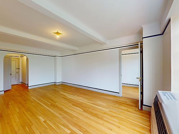 3rd image of 1 Christopher St APT 4H