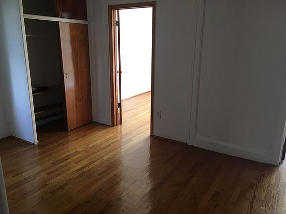 3rd image of 52 Broadway APT 2