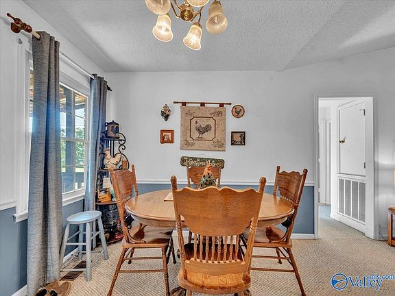 4th image of 6480 Moores Mill Rd