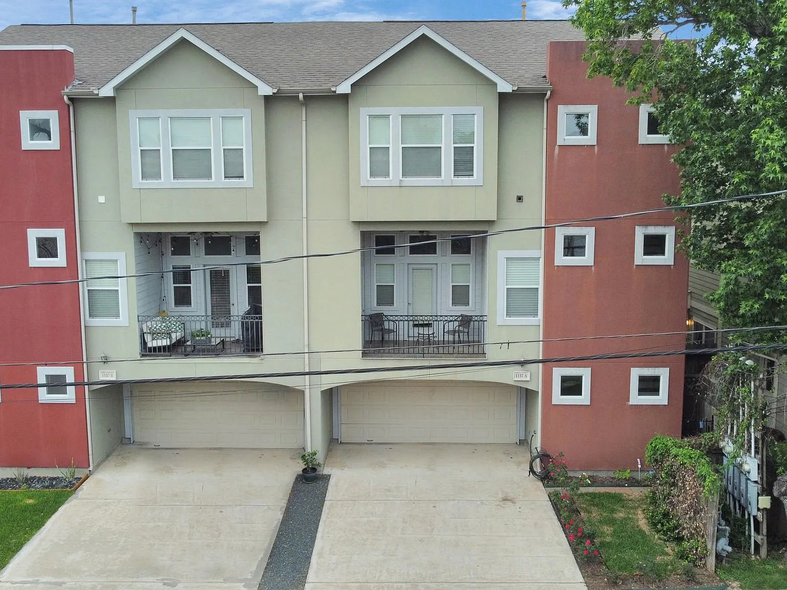 3 bed, 3.5 bath, 2132 sqft, $2,850 — Photo 1