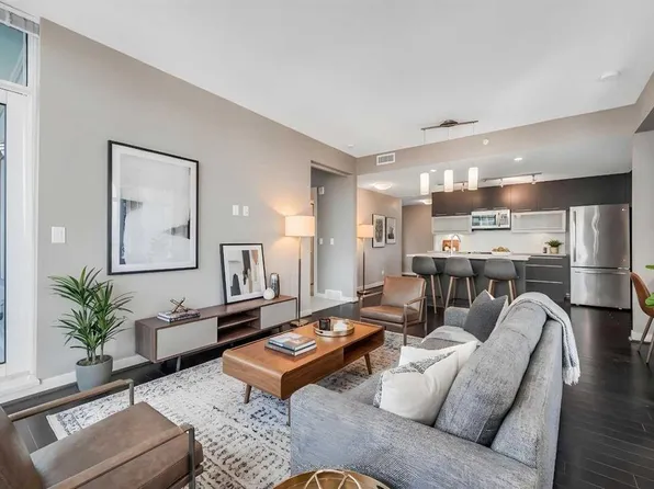 215 N 13th Ave SW #2001, Calgary, AB T2R 0V6