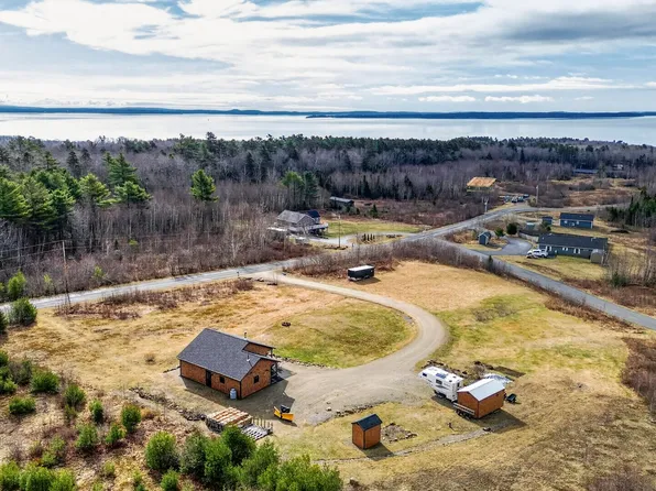 32 Sandy Ridge Lane, Searsport, ME 04974