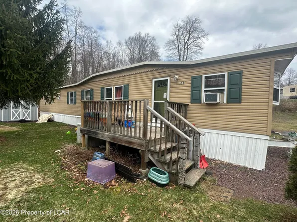 26 Franklin Ln, White Haven, PA 18661