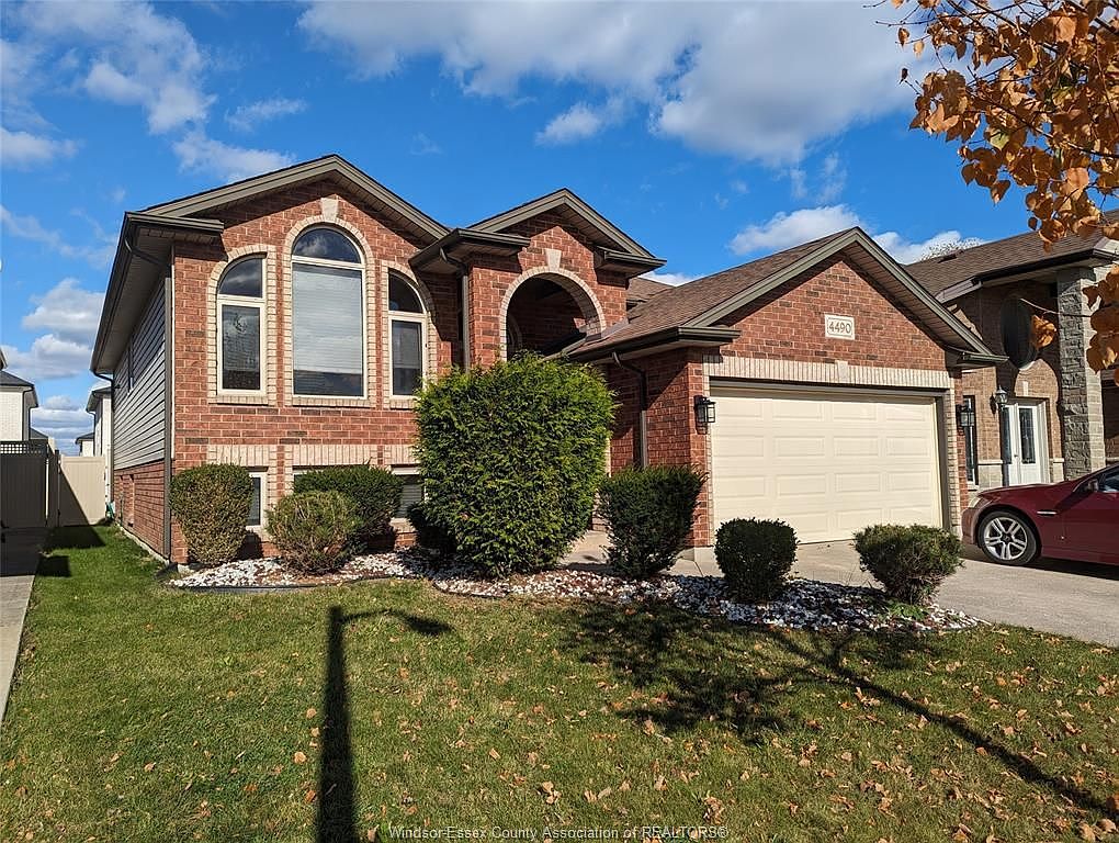 4490 Helsinki Cres, Windsor, ON N9G 0A6 Zillow