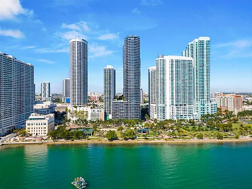 1750 N Bayshore Dr #2409 Photo 1