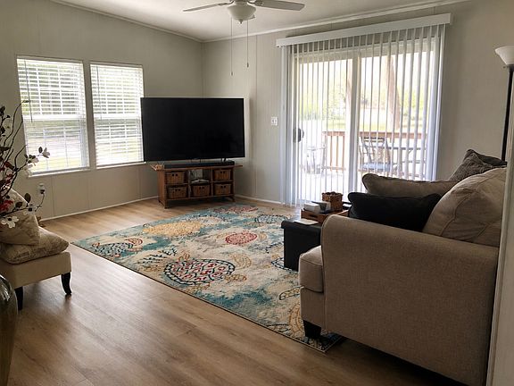 3rd image of 3232 S Huntington Ave