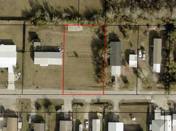 E 12th St, Panama City, FL 32401