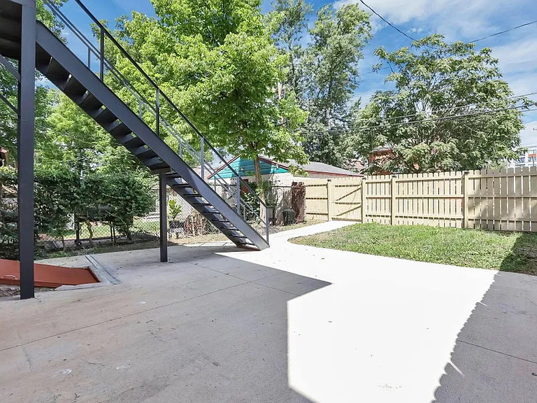 42 King Ave #A — Photo 36