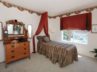 18070 Annes Cir UNIT 101, Canyon Country, CA 91387