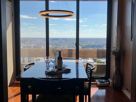 5th image of 1326-42 Spruce St #2706