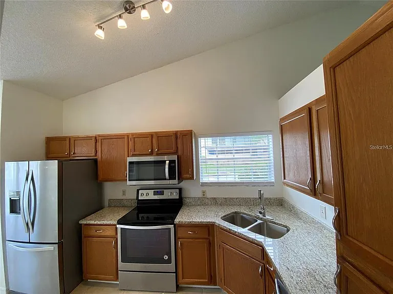 2822 Candela Ct — Photo 19