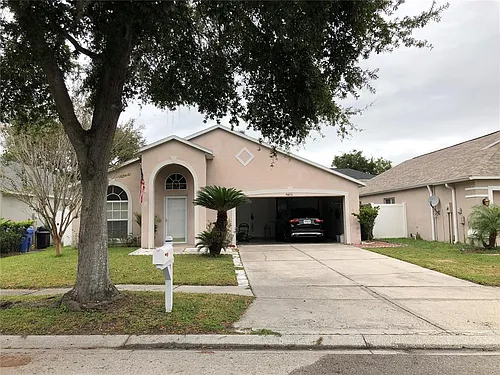9405 Hidden Water Cir Photo 1
