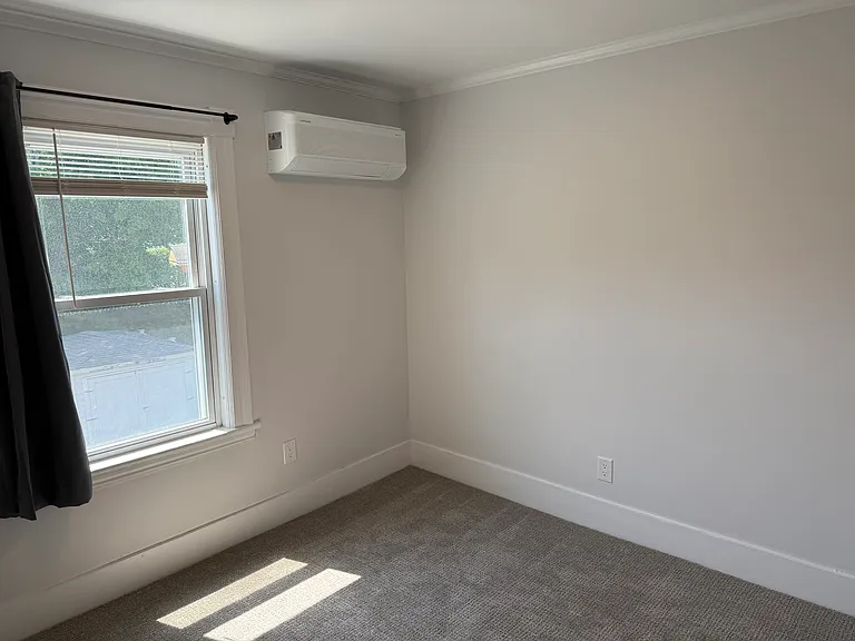 52 Holyoke St — Photo 12