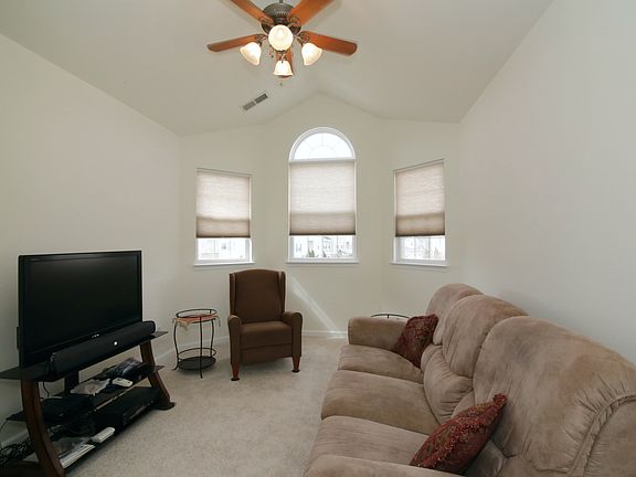 3rd image of 13893 Gullane Dr #100