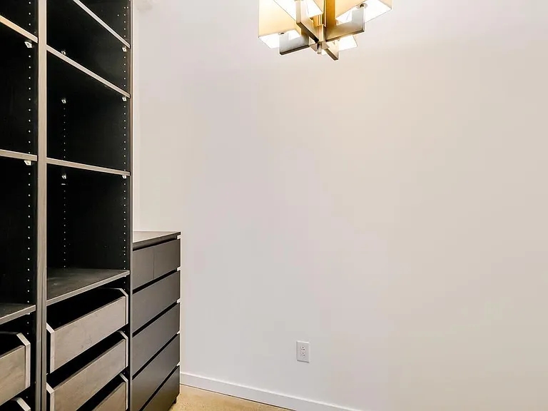 444 N 4th St #208 — Photo 16