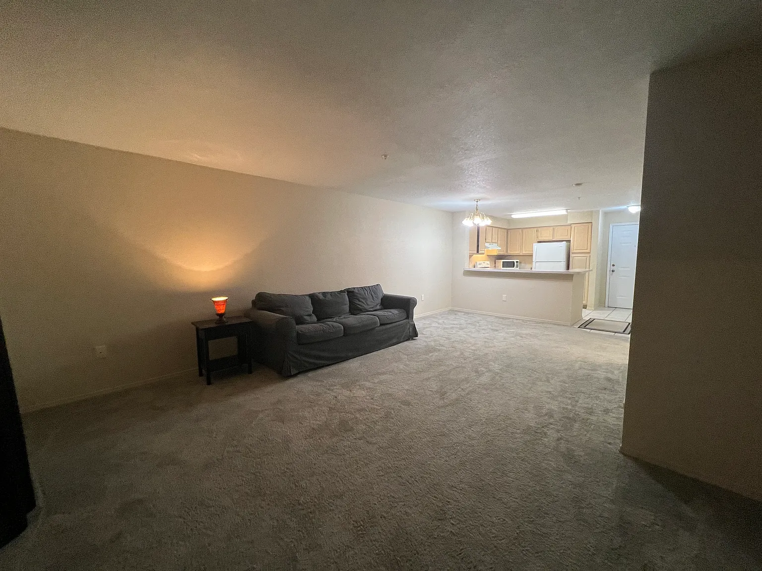 2 bed, 1200 sqft, $1,599 — Photo 4