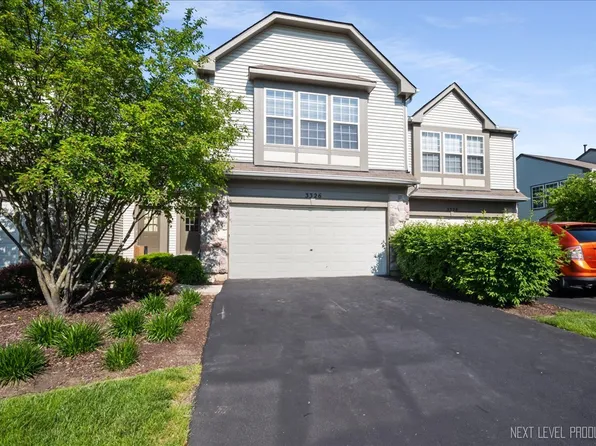 3326 Bromley Ln, Aurora, IL 60502