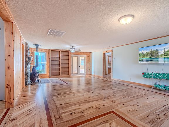 5th image of 2717 Elliott Ave