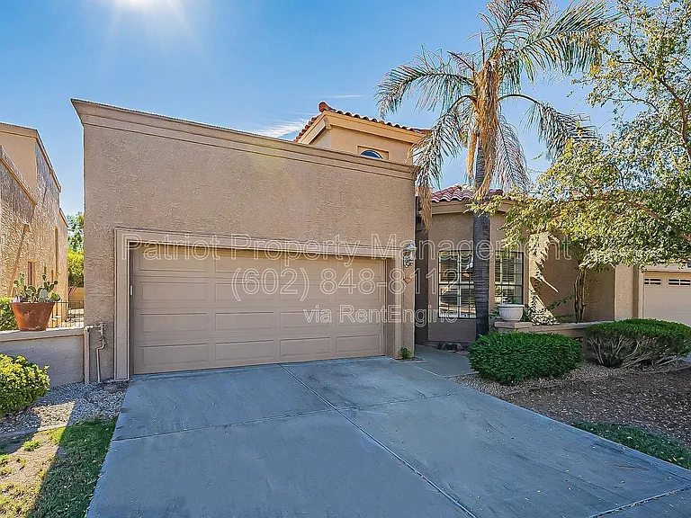 10527 E Fanfol Ln — Photo 2