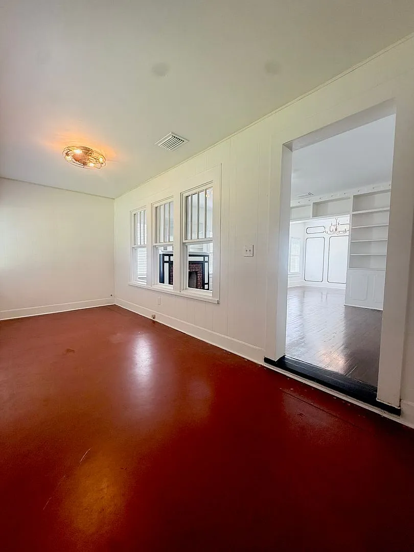 1903 Curry Ford Rd — Photo 3