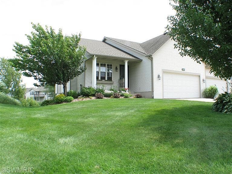 1st image of 3582 Twin Oaks Ln