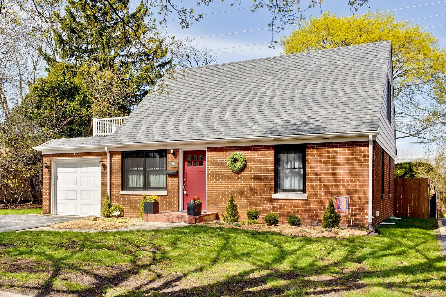 135 Woodland Rd photo 1