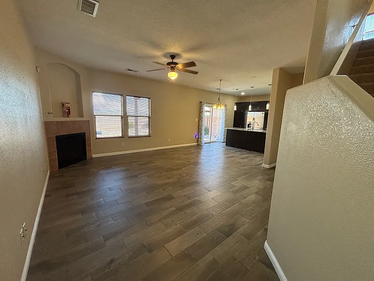8224 Bluffs Edge Pl NW — Photo 10