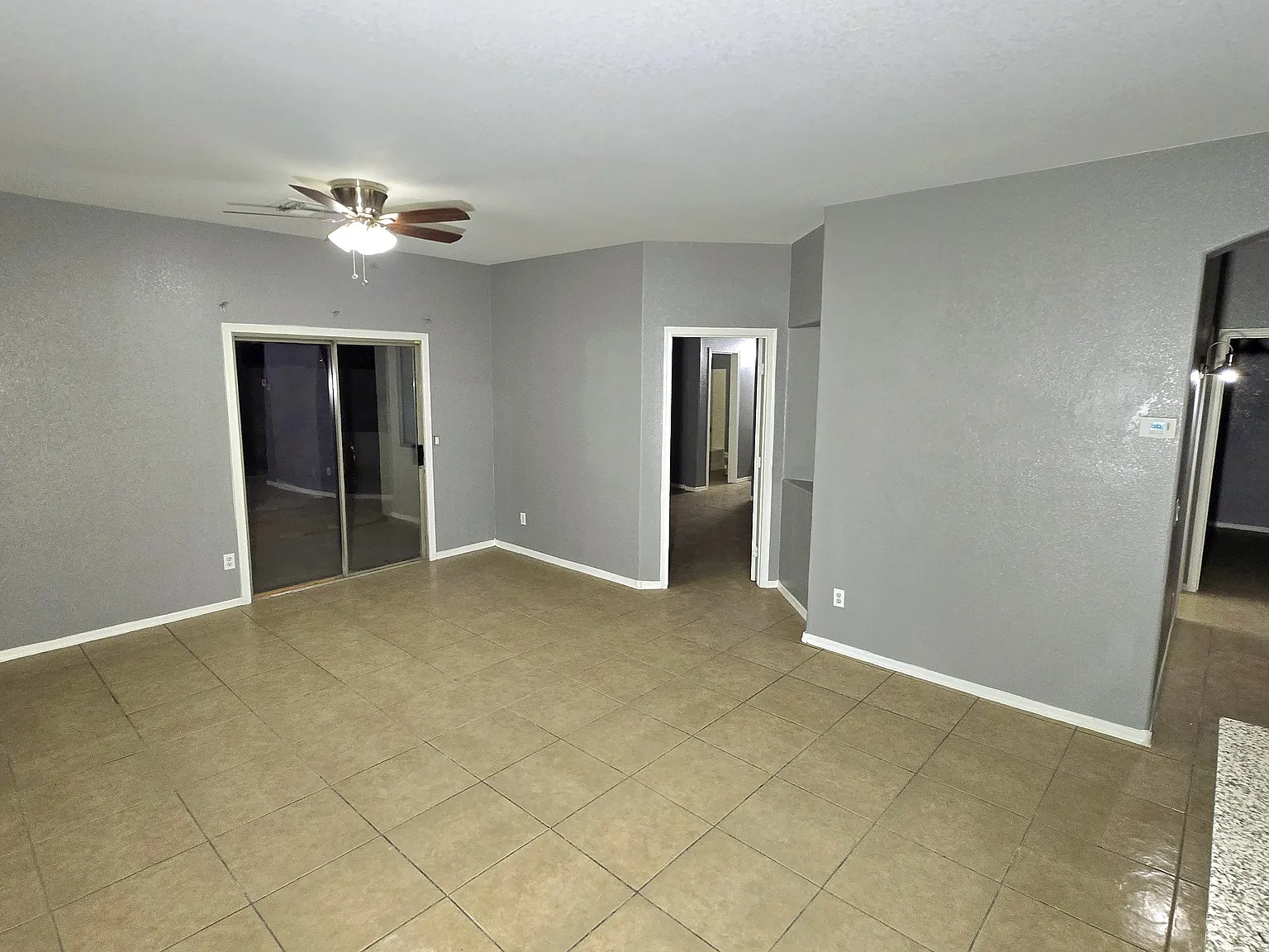 S 5th Dr, Phoenix — Photo 3