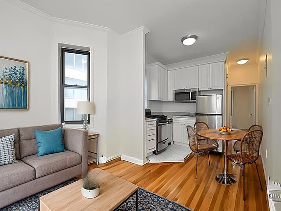 2nd image of 241 E 38th St APT 4B