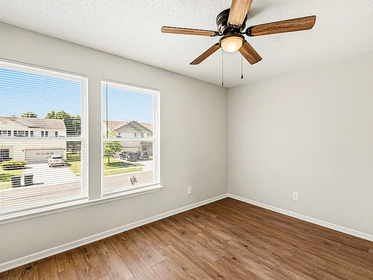 6890 W Stansbury Blvd — Photo 25