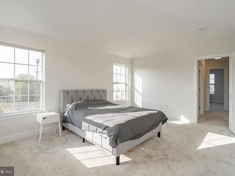 350 Flintrock Ct — Photo 20