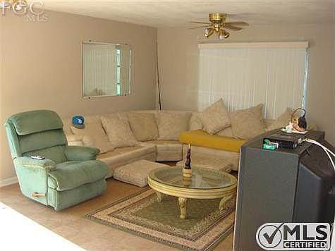2nd image of 505 NE 13th Pl