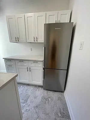 Rented by Compass | media 39