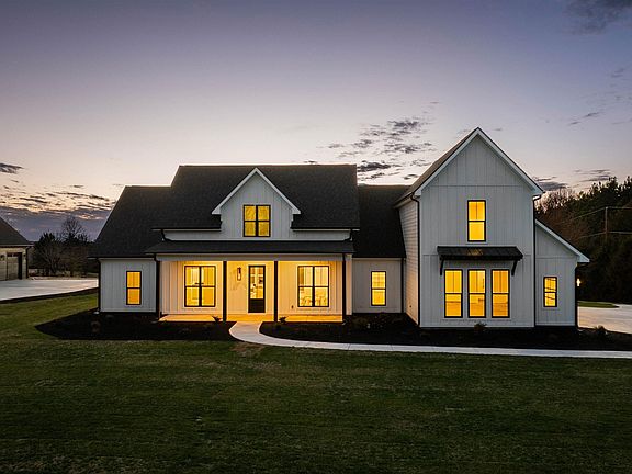 5th image of 3364 Fairview Rd