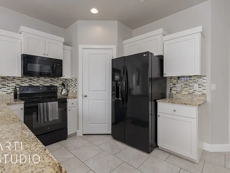150 N 1100 E #60 — Photo 6
