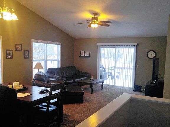 4th image of 1097 W Avery Ct NW