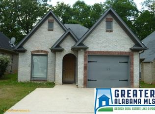 145 Springdale Dr, Mount Olive, AL 35117